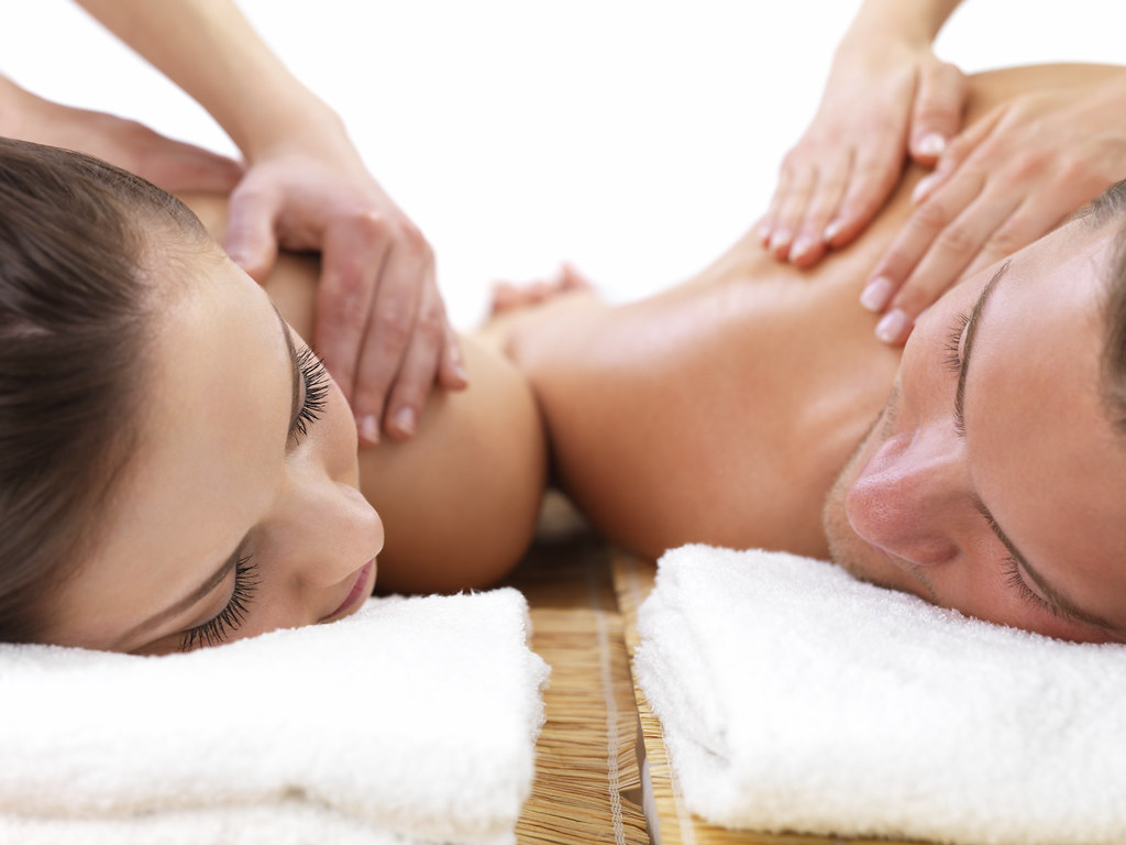 couples massage